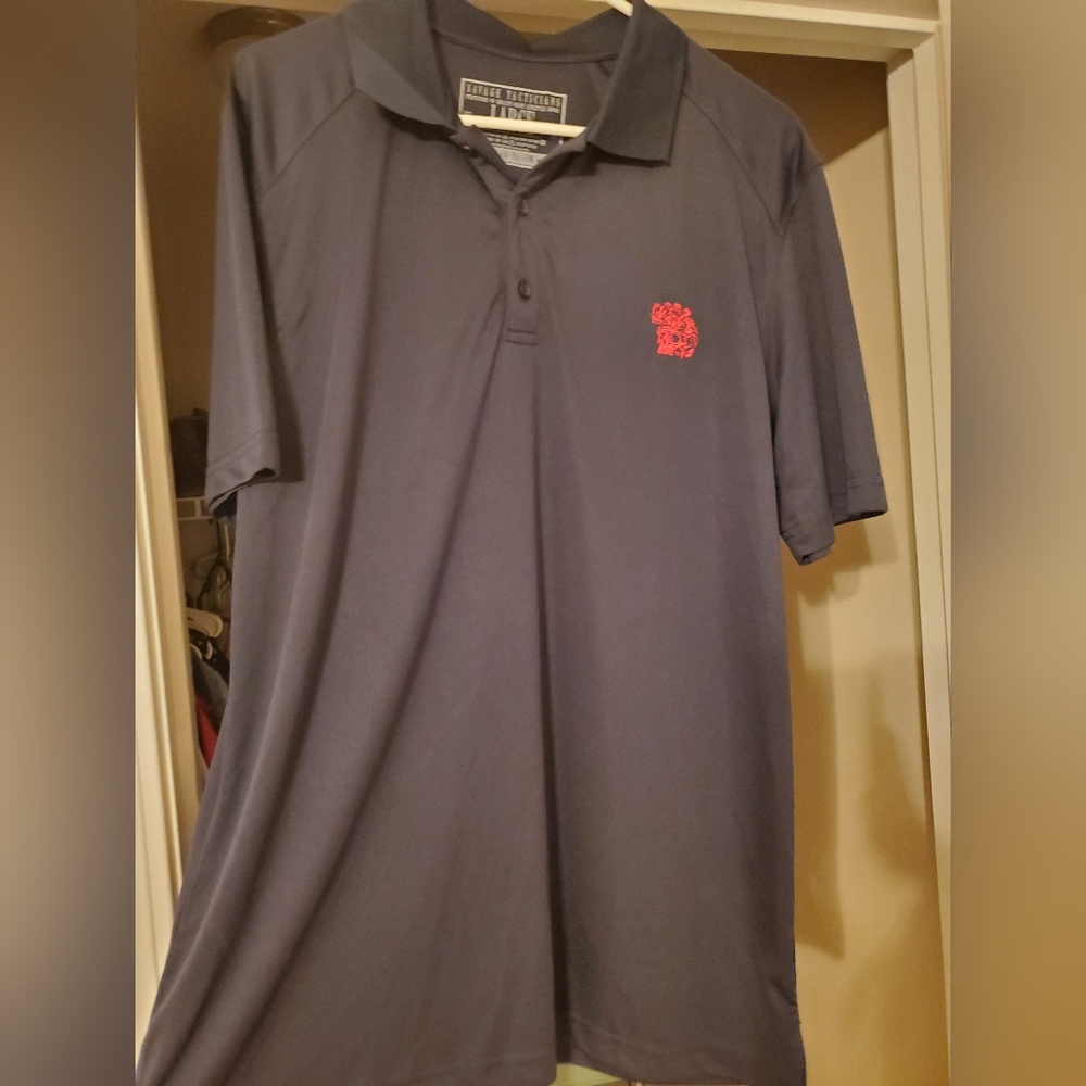 Savage tacticians black pole. Size L . Never worn